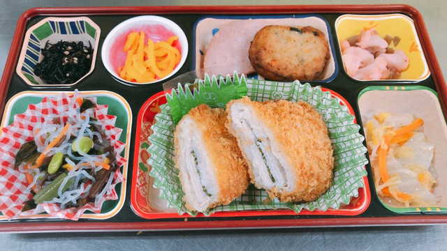 カツ弁当